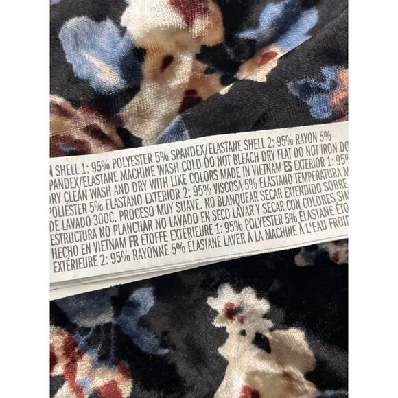 Forever 21 Floral Velour Long Sleeve Cropped Top Size M - Picture 8 of 8